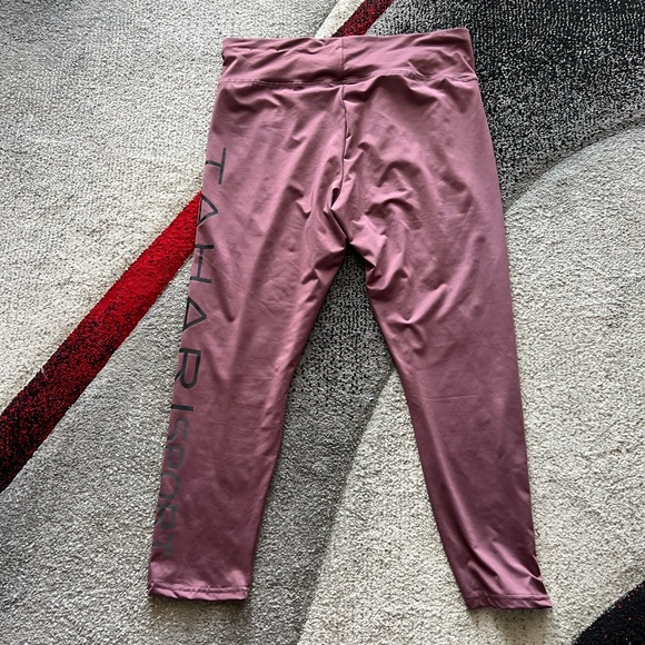 Tahari Sport Performance Workout Leggings - Picture 3 of 3